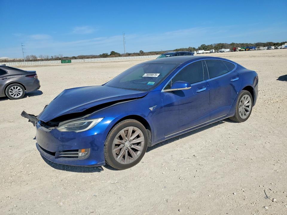 2017 TESLA MODEL S — VIN 5YJSA1E13HF221425