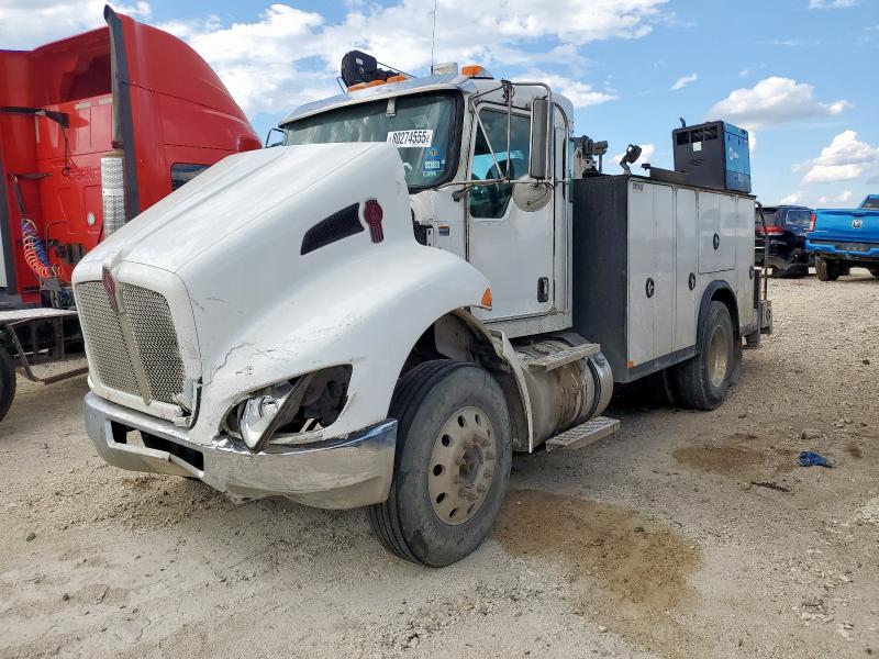 2018 KENWORTH CONSTRUCTI — VIN 2NKHHM6X9JM193131