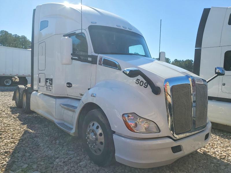 2018 KENWORTH CONSTRUCTI — VIN 1XKYDP9XXJJ203509