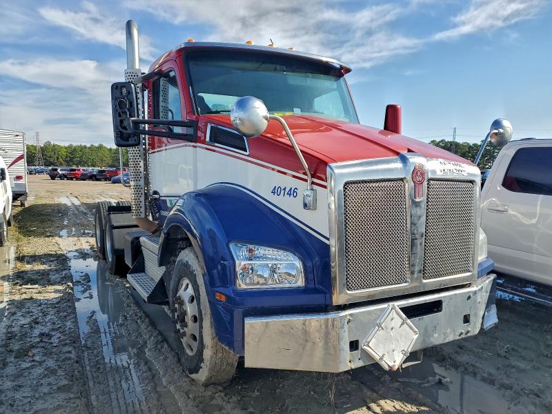 2019 KENWORTH T880 — VIN 1XKZDP9X7KJ283048