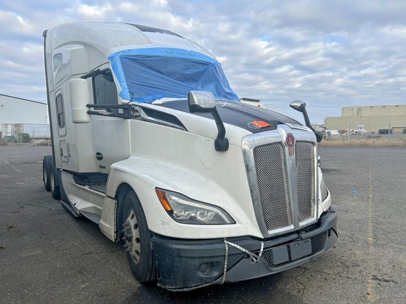 2022 KENWORTH T680 — VIN 1XKYD49X3NJ133758
