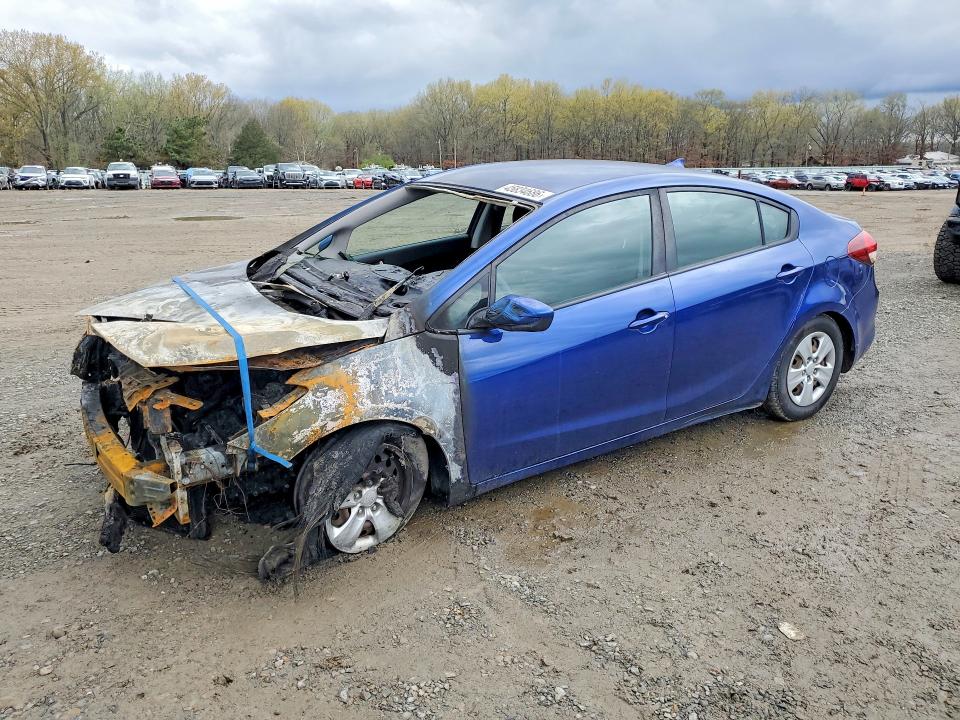 2017 KIA FORTE — VIN 3KPFK4A7XHE158906