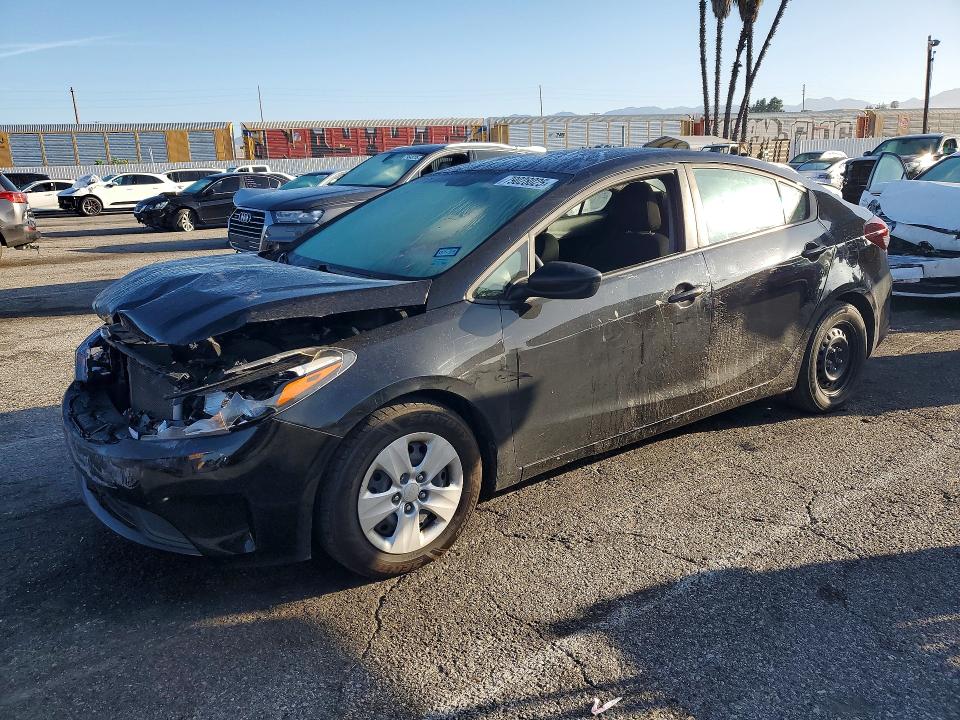 2018 KIA FORTE — VIN 3KPFK4A7XJE231438