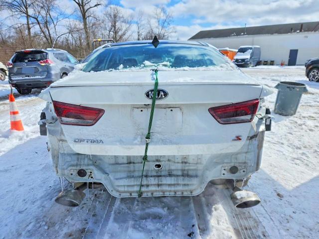 5XXGT4L35KG305174