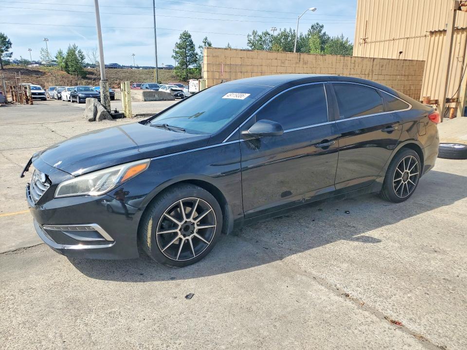 2015 HYUNDAI SONATA — VIN 5NPE24AF9FH212515