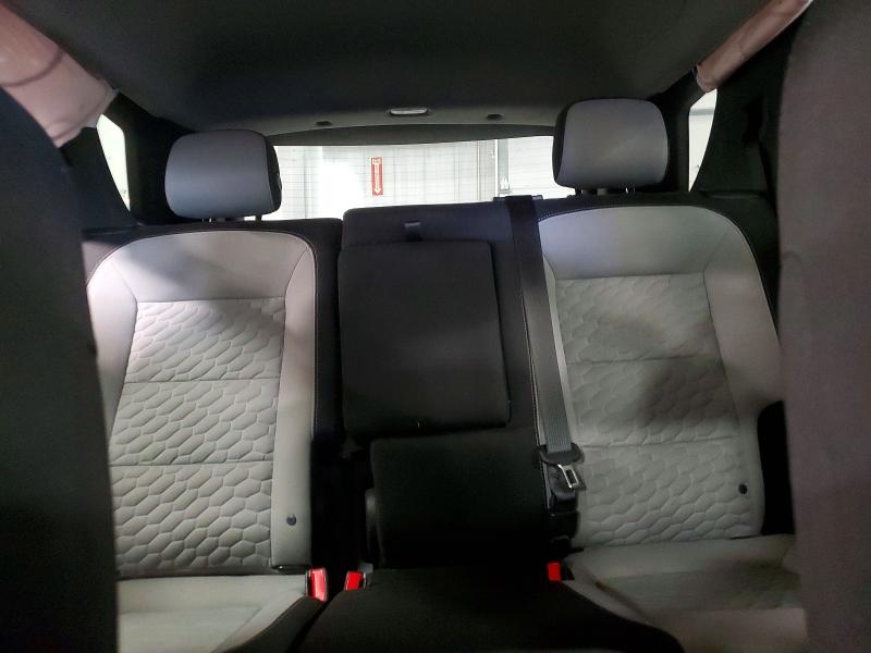 3GNAX5EV8LS692014