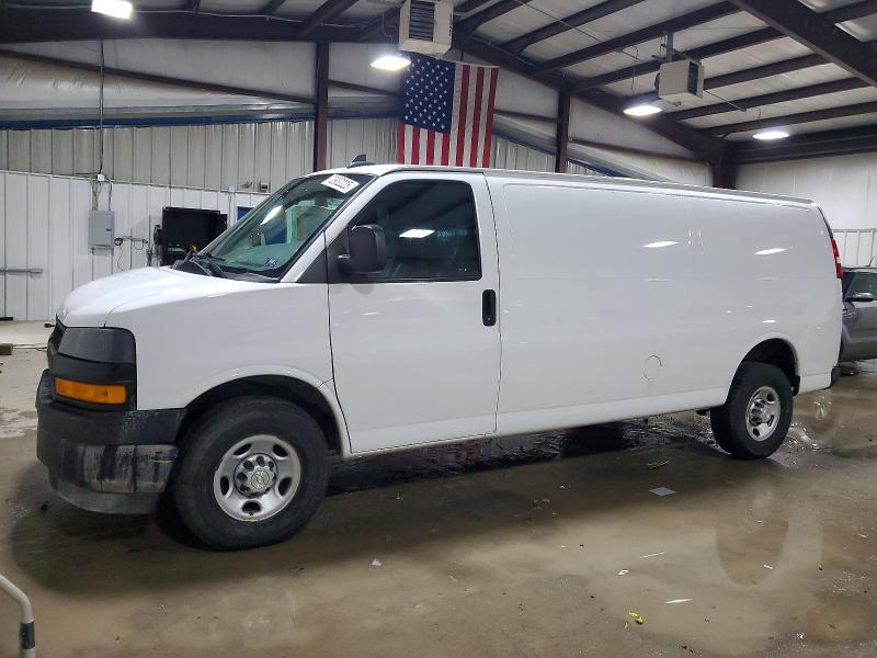 2021 CHEVROLET EXPRESS G2500 — VIN 1GCWGBFP1M1212136