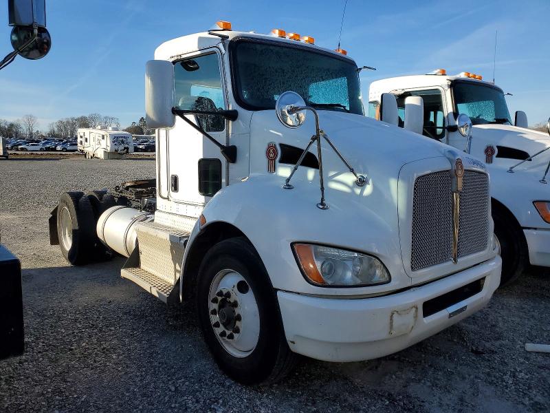 2017 KENWORTH CONSTRUCTI — VIN 2XKHAJ8X0HM160471