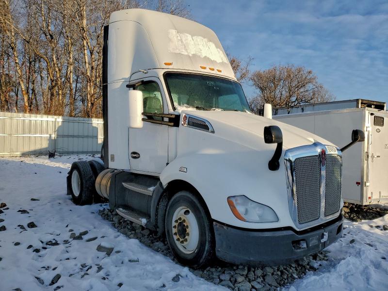 2016 KENWORTH CONSTRUCTI — VIN 1XKYA48X1GJ496718