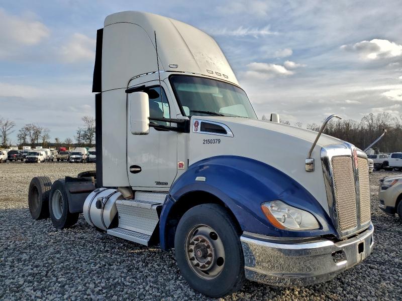 2015 KENWORTH CONSTRUCTI — VIN 1XKYD49X5FJ452211