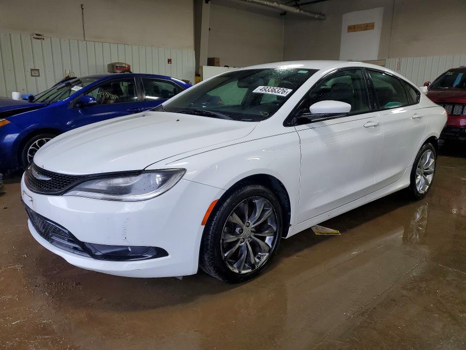 2015 CHRYSLER 200 — VIN 1C3CCCBG5FN515589