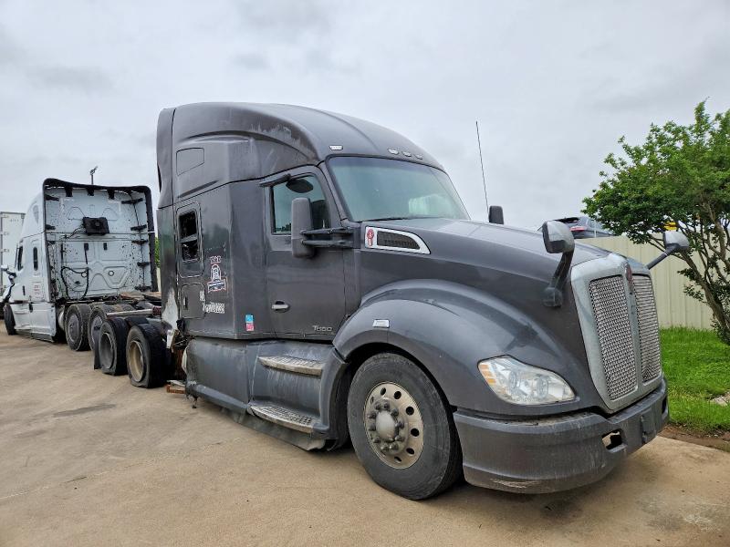 2019 KENWORTH CONSTRUCTION — VIN 1XKYD49X3KJ256570