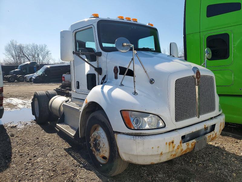 2XKHAJ7X8GM462798
