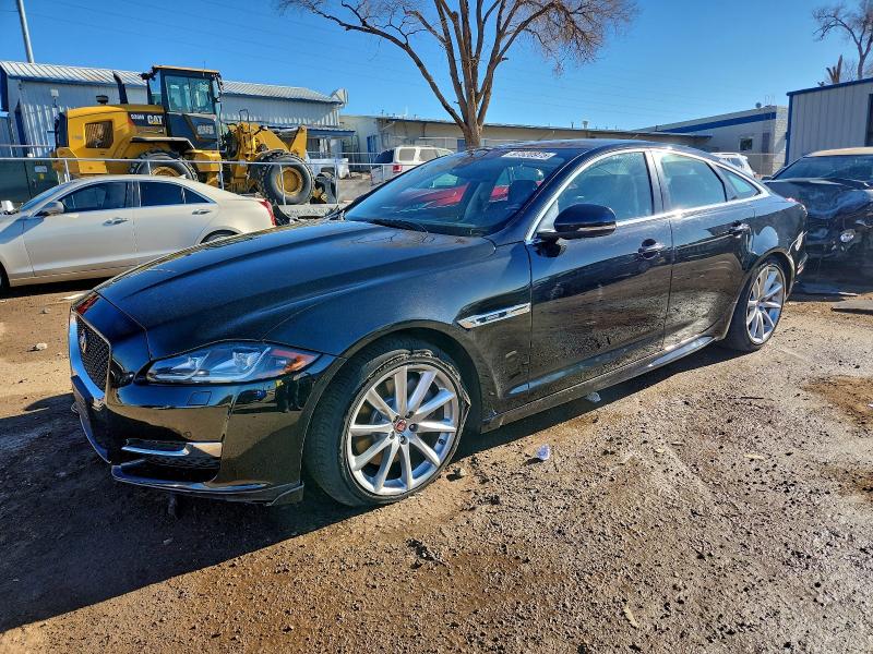 2016 JAGUAR XJ — VIN SAJWA1C7XG8V92168