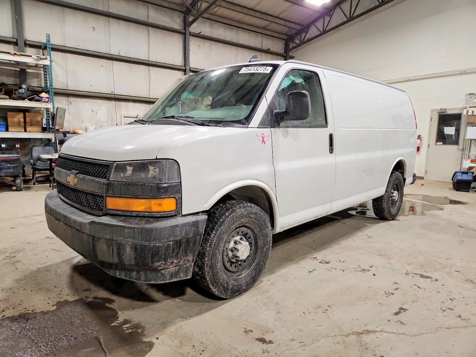 2022 CHEVROLET EXPRESS G2500 — VIN 1GCWGAFP8N1247459