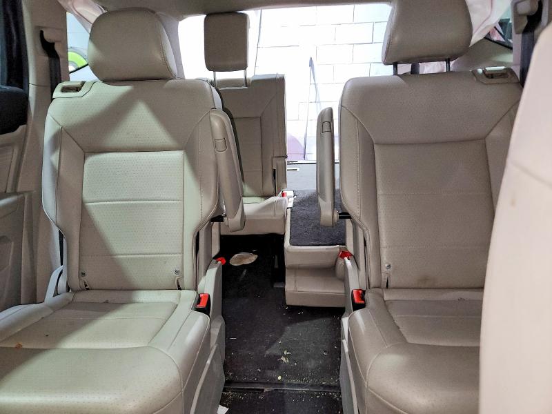 1V2AR2CA8NC504004