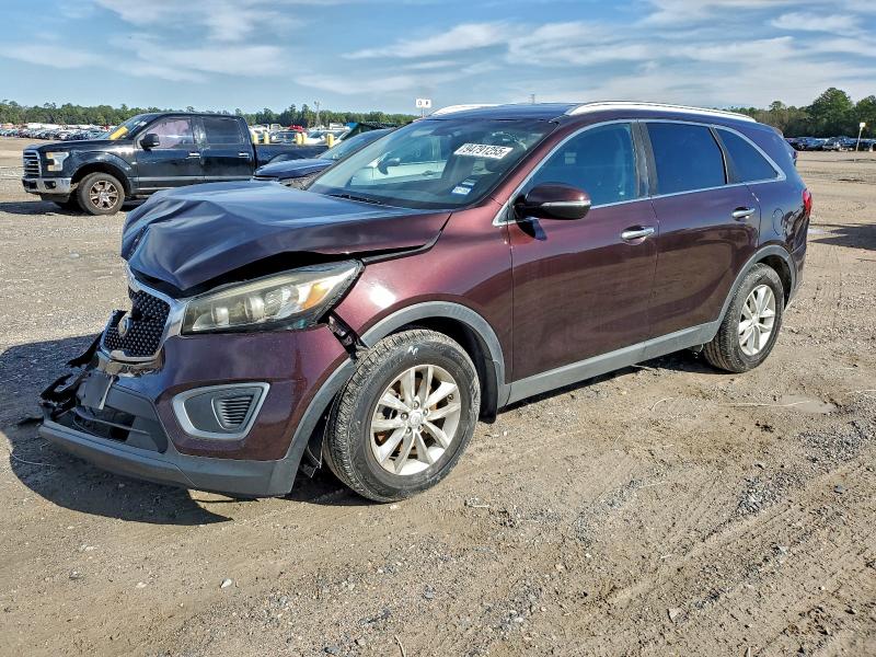 2016 KIA SORENTO LX — VIN 5XYPG4A39GG058445