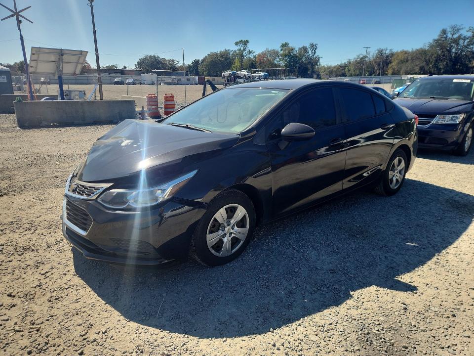 2017 CHEVROLET CRUZE — VIN 1G1BC5SM5H7268583