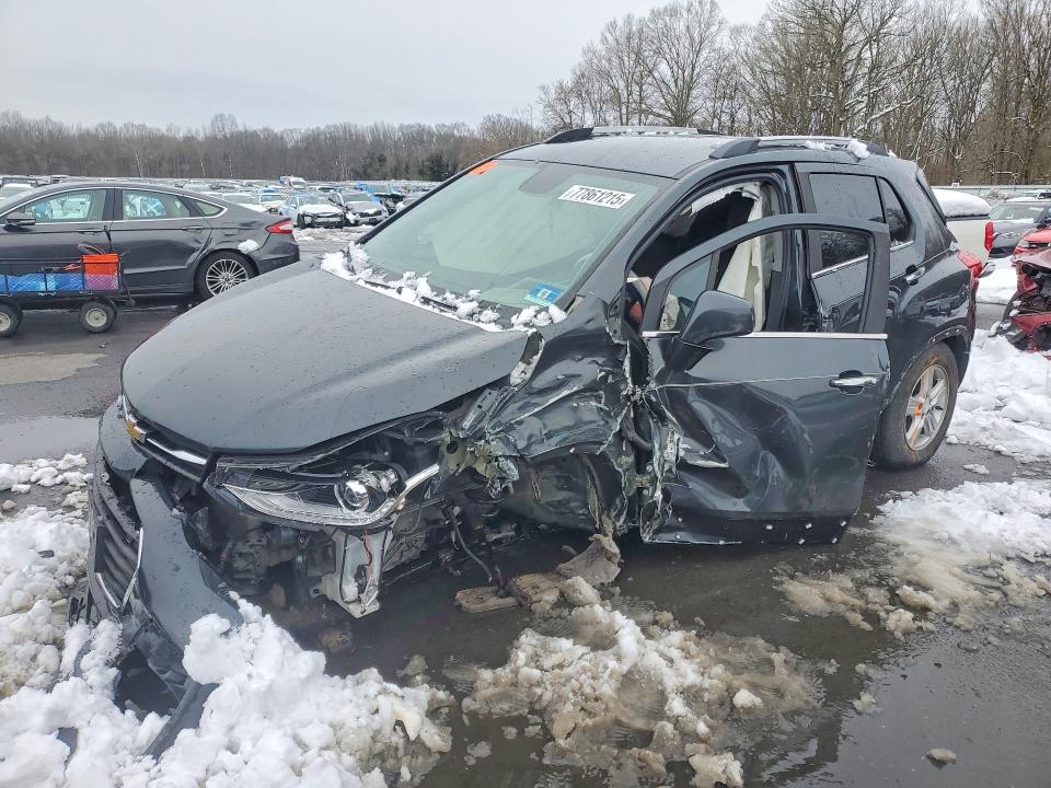 2018 CHEVROLET TRAX — VIN 3GNCJLSB2JL384496