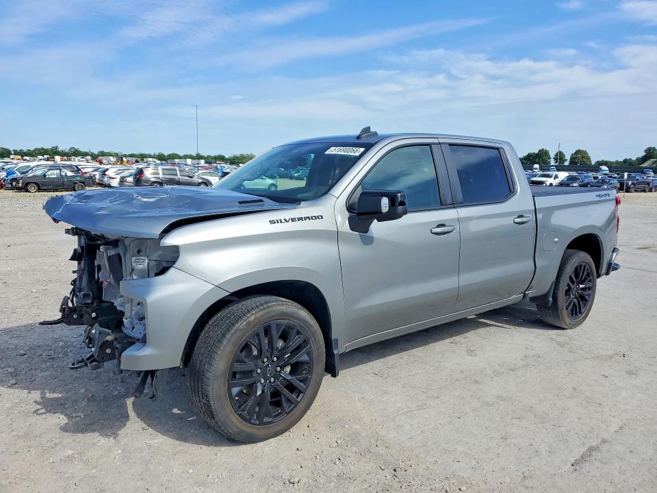2024 CHEVROLET SILVERADO — VIN 1GCUDEE88RZ262021