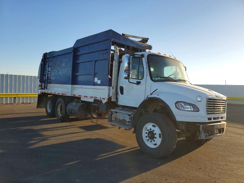 2016 FREIGHTLINER M2 — VIN 1FVHCYCYXGHGZ9909