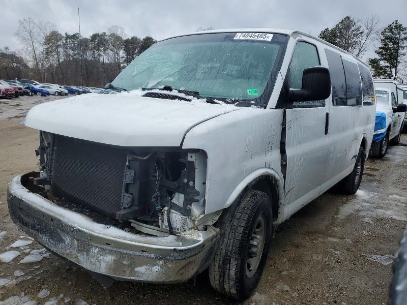 2017 CHEVROLET EXPRESS G2500 — VIN 1GCWGBFG3H1293114