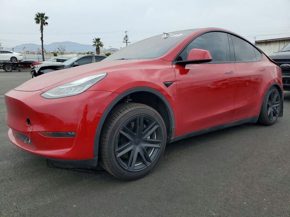2023 TESLA MODEL Y — VIN 7SAYGDEE4PA064760