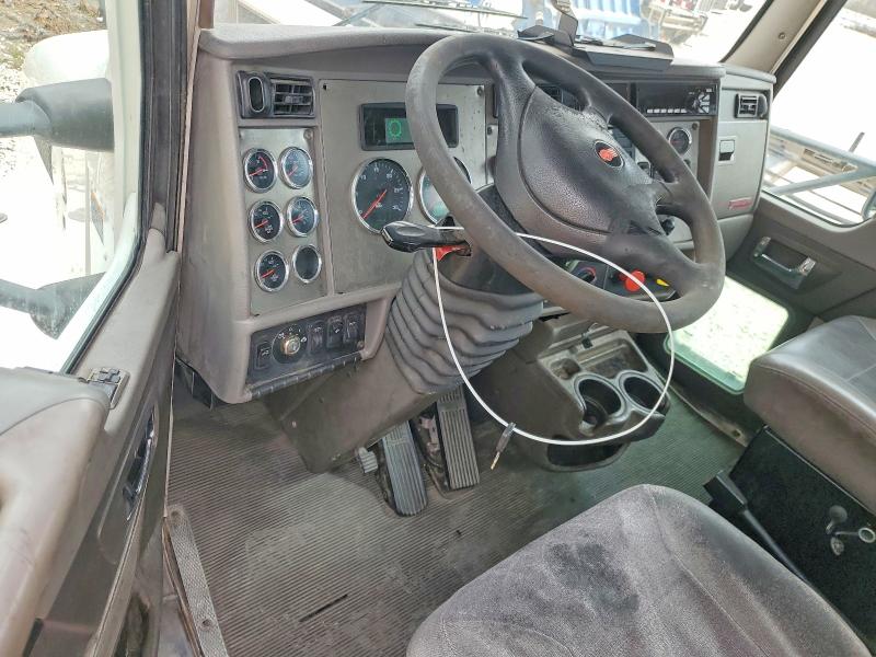 2XKHAJ7X2FM462679
