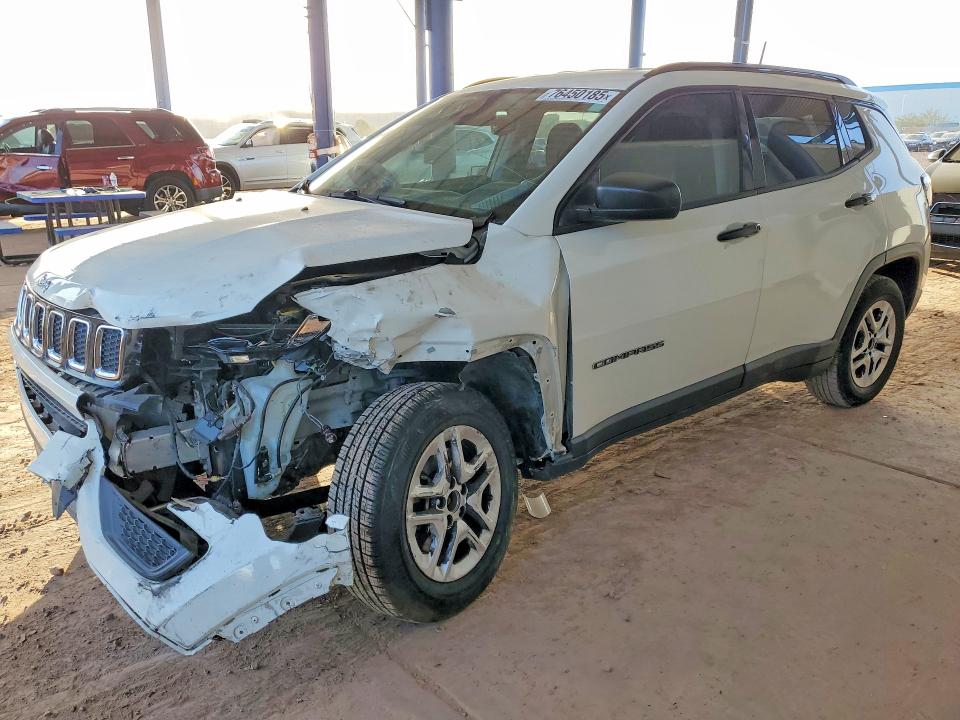 2018 JEEP COMPASS — VIN 3C4NJCABXJT318801
