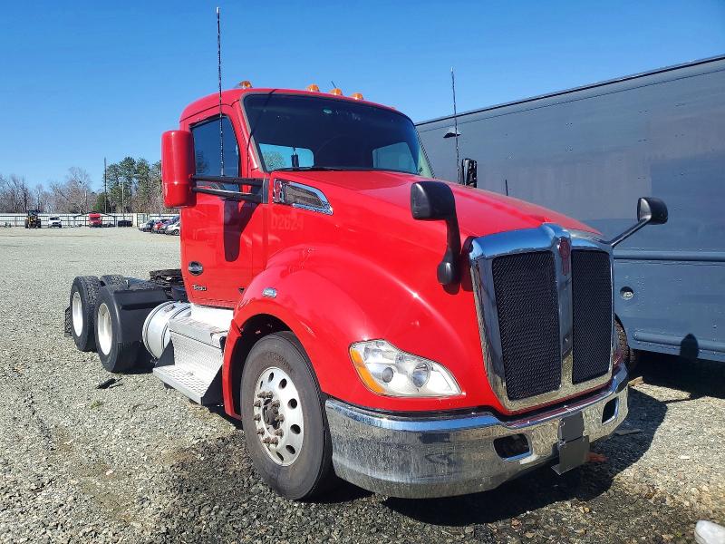 2022 KENWORTH T680 — VIN 1XKYD49X1NJ106672