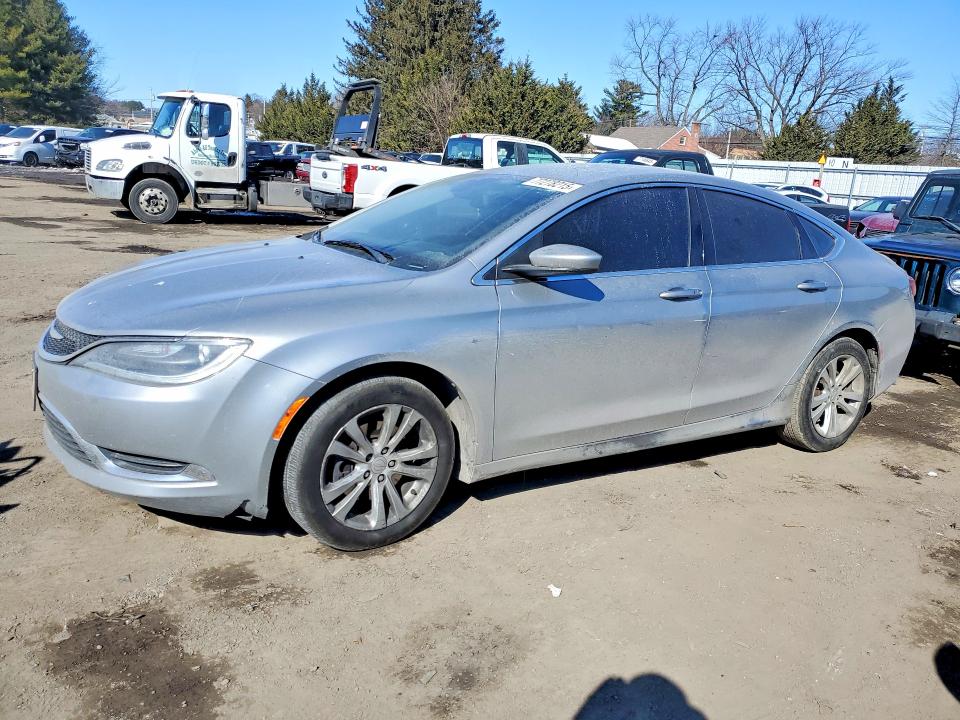 2015 CHRYSLER 200 — VIN 1C3CCCAB0FN504862