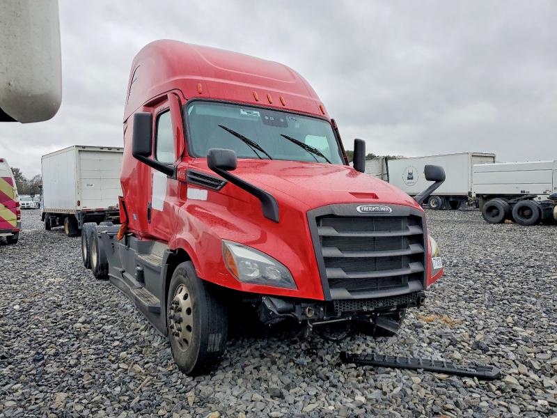 2025 FREIGHTLINER CASCADIA 126 — VIN 3AKJHHDR9SSVX0338