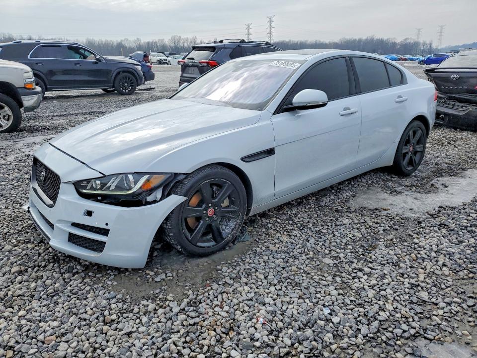 2017 JAGUAR XE — VIN SAJAE4BG6HA963435