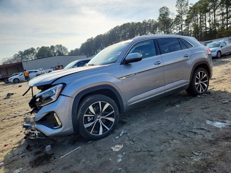 2024 VOLKSWAGEN ATLAS CROSS SPORT — VIN 1V2FE2CA8RC214790
