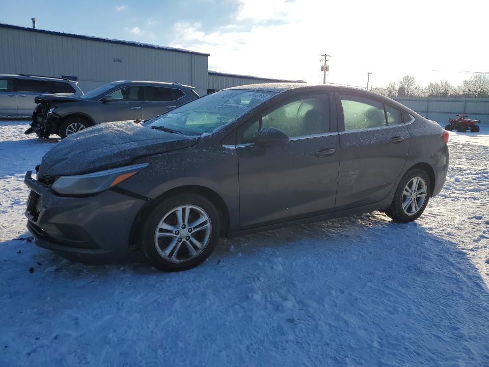 2017 CHEVROLET CRUZE — VIN 1G1BE5SM4H7238873
