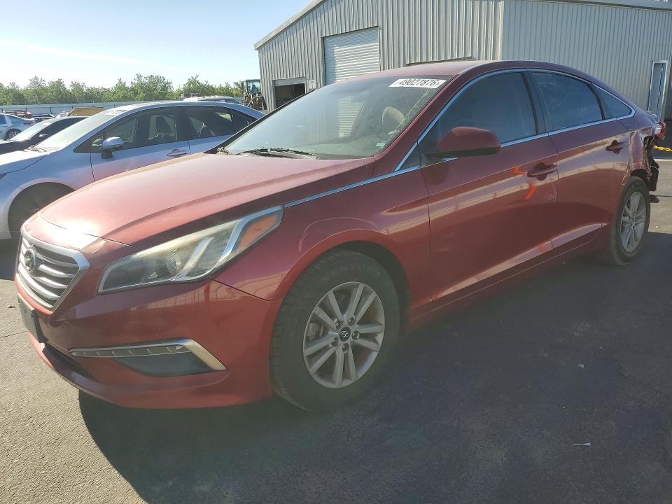 2015 HYUNDAI SONATA — VIN 5NPE24AF2FH116256