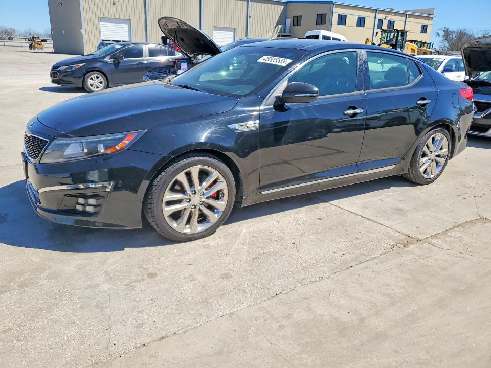 2015 KIA OPTIMA — VIN 5XXGR4A61FG483651
