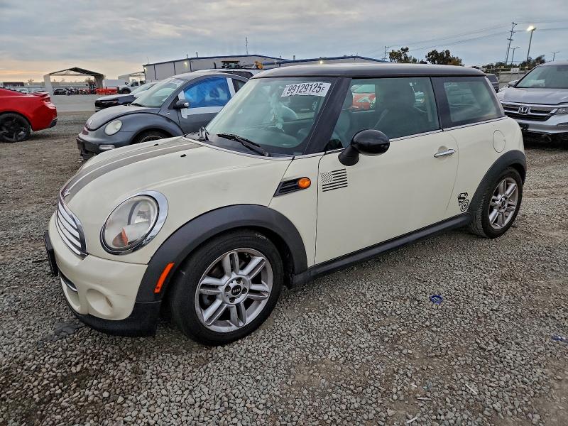 2012 MINI COOPER — VIN WMWSU3C51CT540902