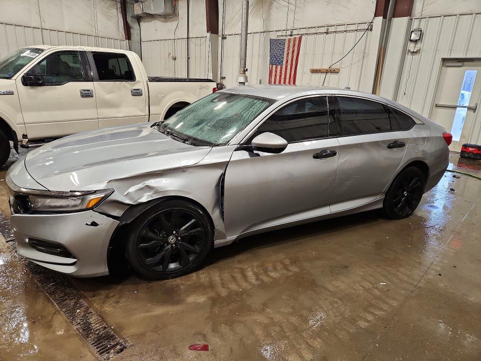 2018 HONDA ACCORD — VIN 1HGCV1F33JA191027