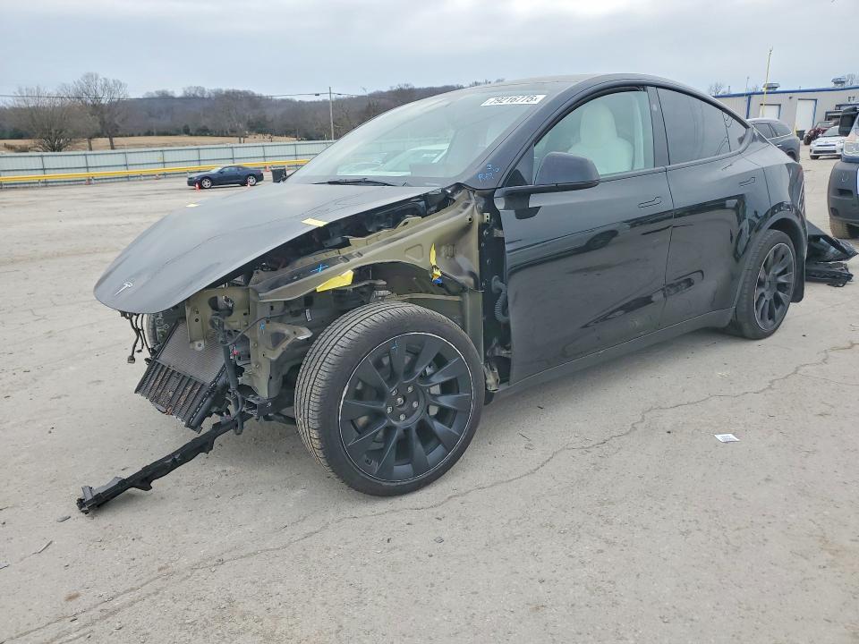 2025 TESLA MODEL Y — VIN 7SAYGDEE3SA362564
