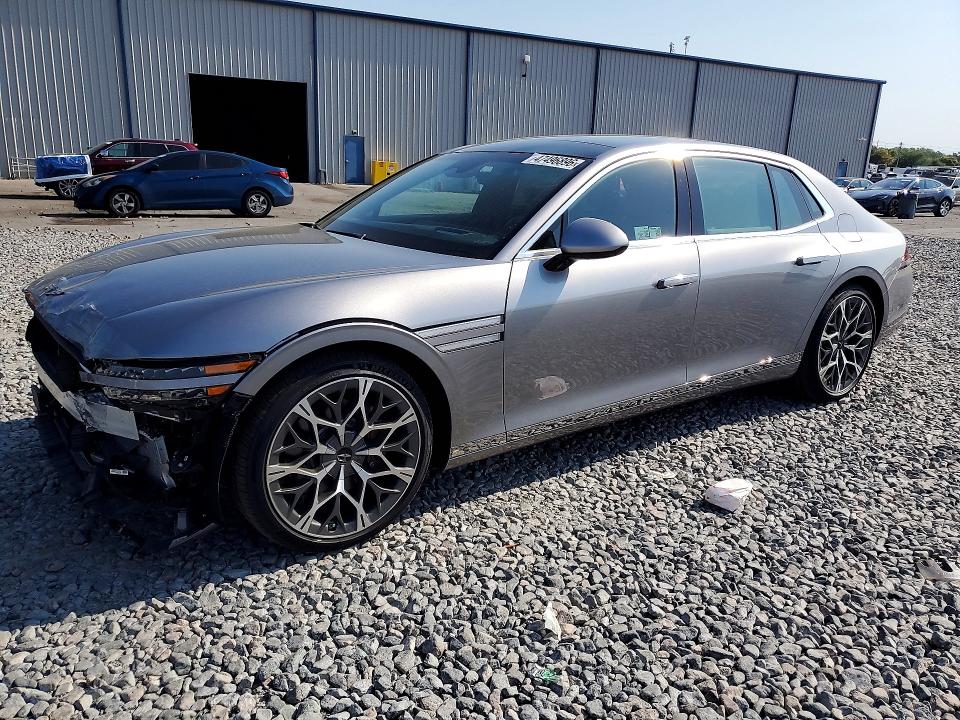 2025 GENESIS G90 — VIN KMTFC4SD5SU051452