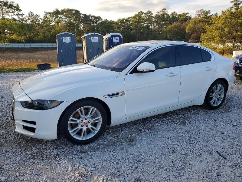2017 JAGUAR XE PREMIUM — VIN SAJAD4BG0HA976152