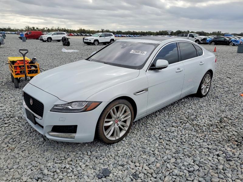 2017 JAGUAR XF PRESTIG — VIN SAJBK4BV9HCY45587
