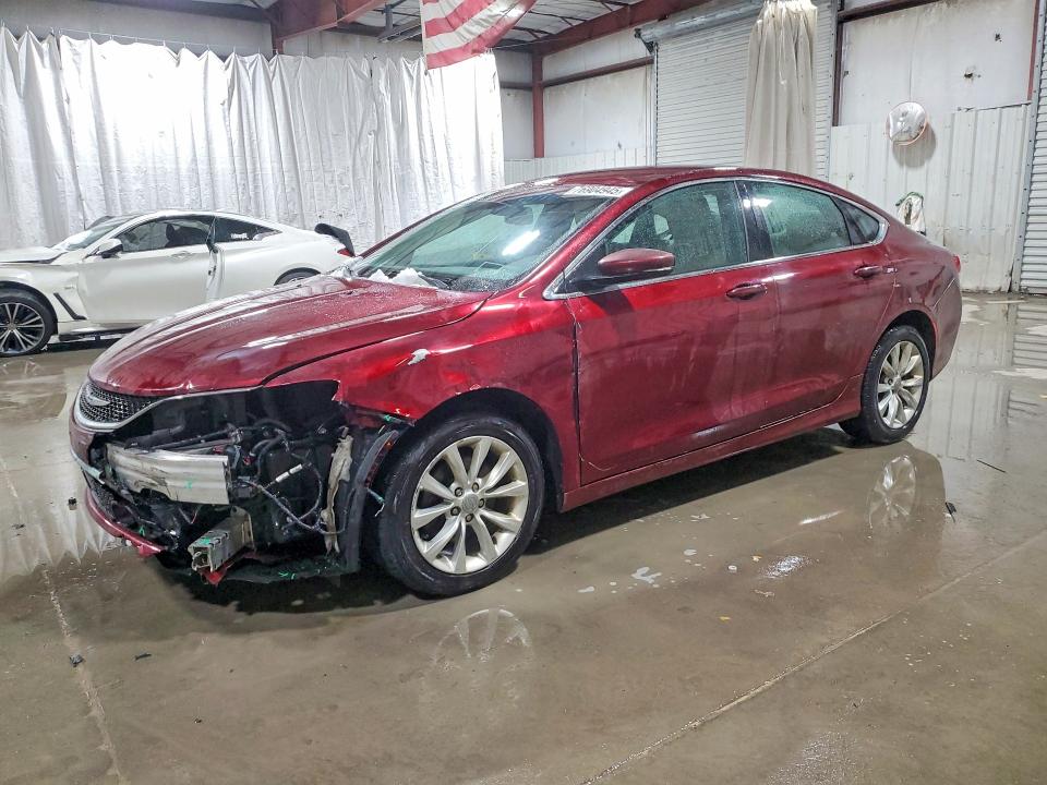 2015 CHRYSLER 200 — VIN 1C3CCCCB3FN702655
