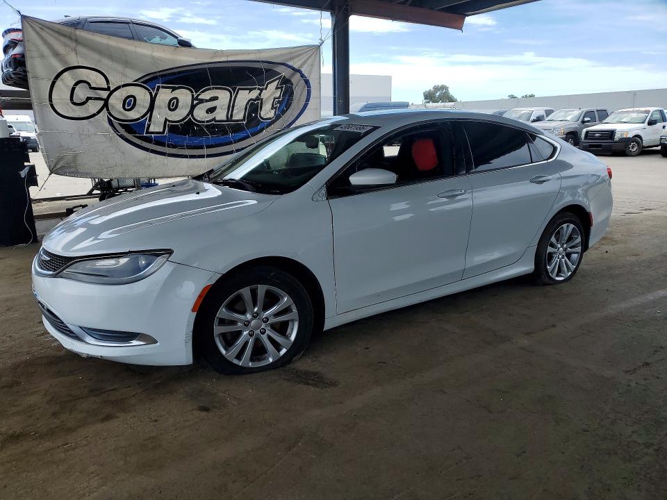 2015 CHRYSLER 200 — VIN 1C3CCCAB2FN612514