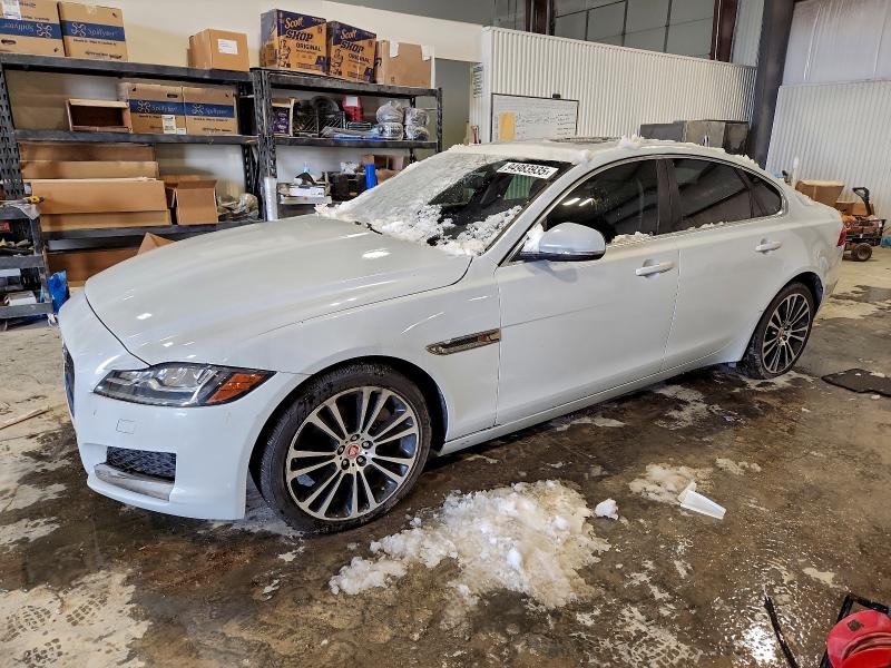 2016 JAGUAR XF PRESTIG — VIN SAJBK4BV8GCY16256