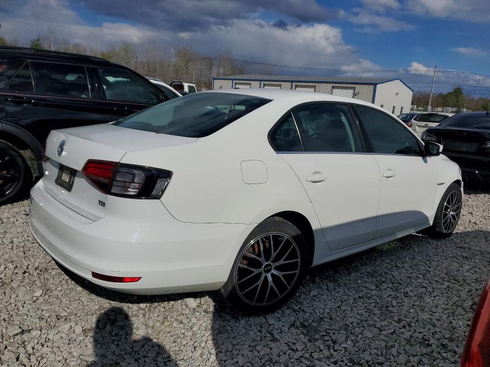 3VW2B7AJ7HM396601