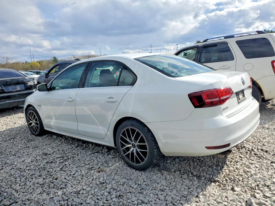 3VW2B7AJ7HM396601