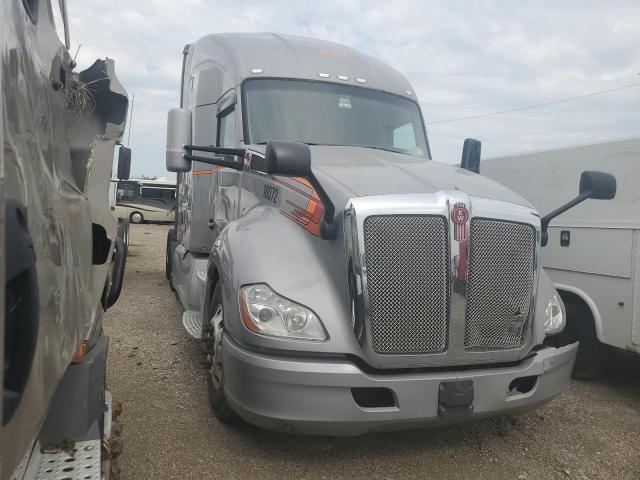 2020 KENWORTH T680 — VIN 1XKYDP9X6LJ361526