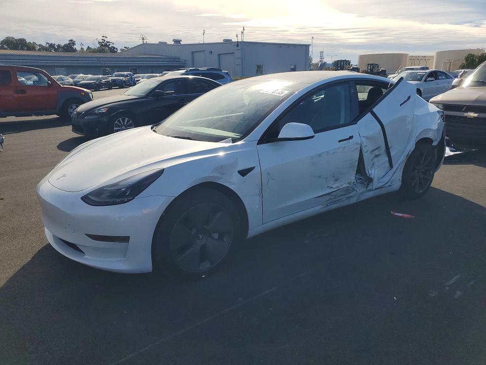 2023 TESLA MODEL 3 — VIN 5YJ3E1EA6PF403207